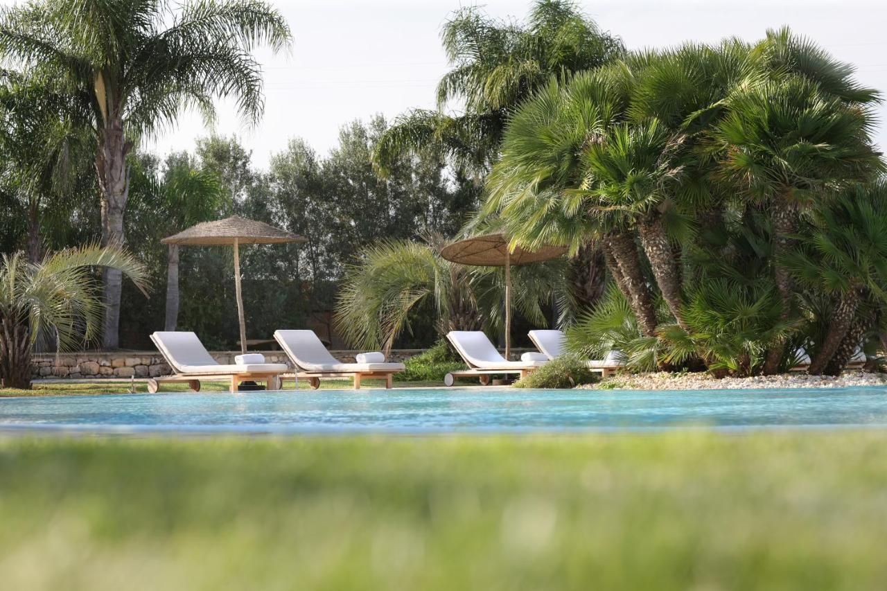 Masseria Antonio Augusto เลเวราโน ภายนอก รูปภาพ